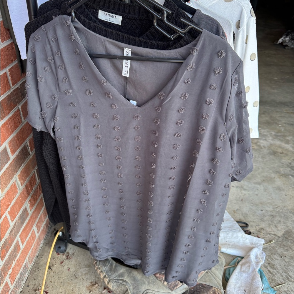 Zenana Outfitters Gray Textured Short Sleeve Top